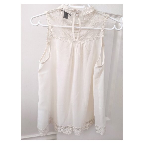 5 Tops for $40 - Picture 7 of 11